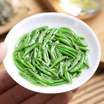 Biluochun green tea