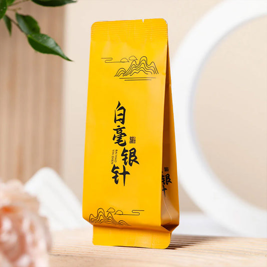 Tasting white tea