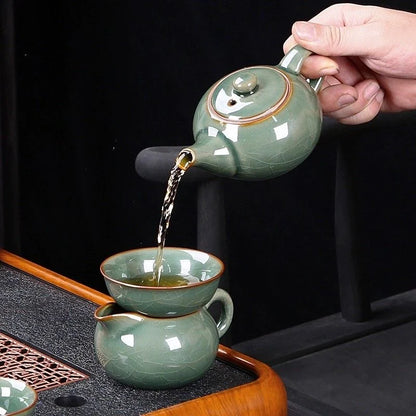 Green-glazed tea sets