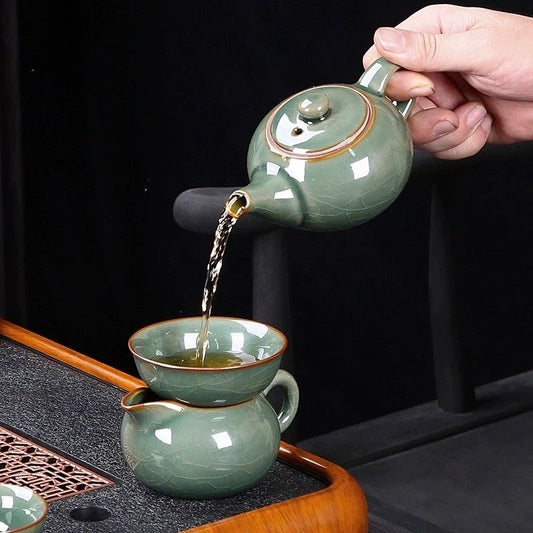 Green-glazed tea sets